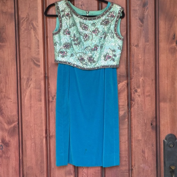 Custom Made Vintage Velvet/Sequins Dress - Picture 4 of 8